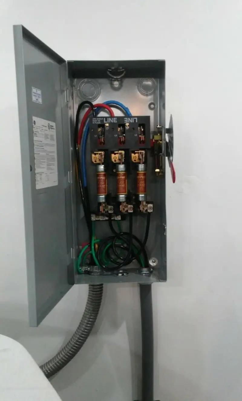 Three-phase disconnect switch installed for Smoke Detector Installation in Rancho Palos Verdes
